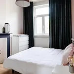 Ensorpark Villa *